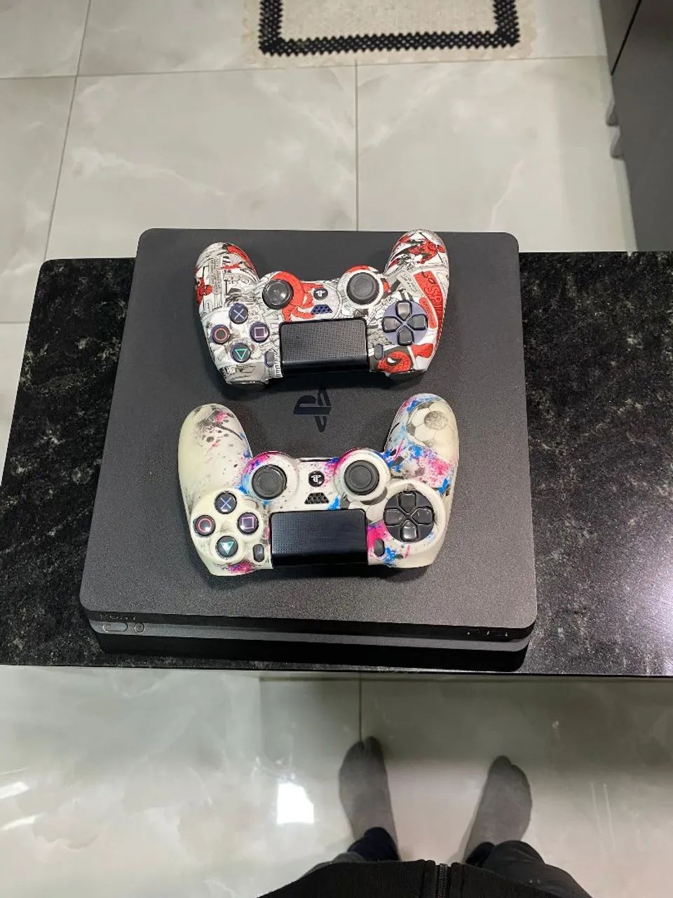 Vendo PS4 Slim 1TB  - Foto 2