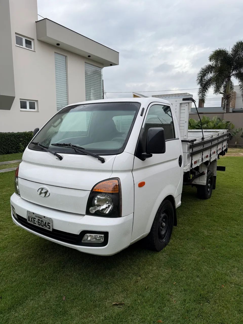 Hyundai HR 2.5 Diesel 2013
