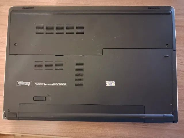Notebook Core i7 (7ª geração) RAM 8GB SSD 256GB Placa de Vídeo AMD Radeon R7 2G - Foto 3