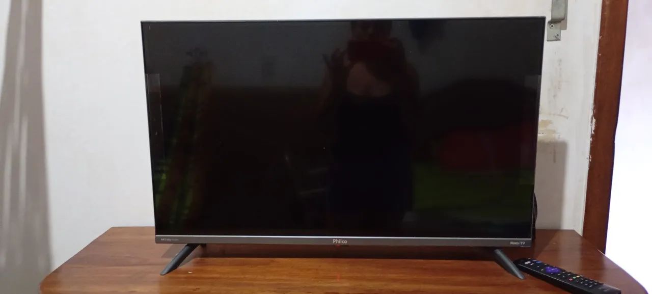 TV smartv 32 polegadas Roku Philco  - Foto 5
