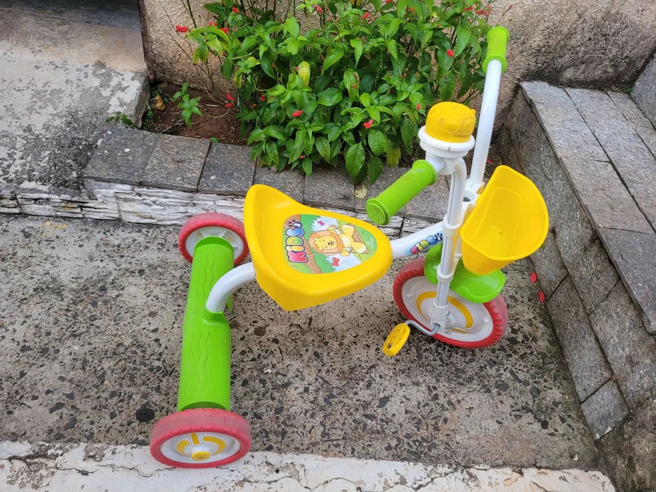 Triciclo Kids Nathor praticamente Nova - Foto 4