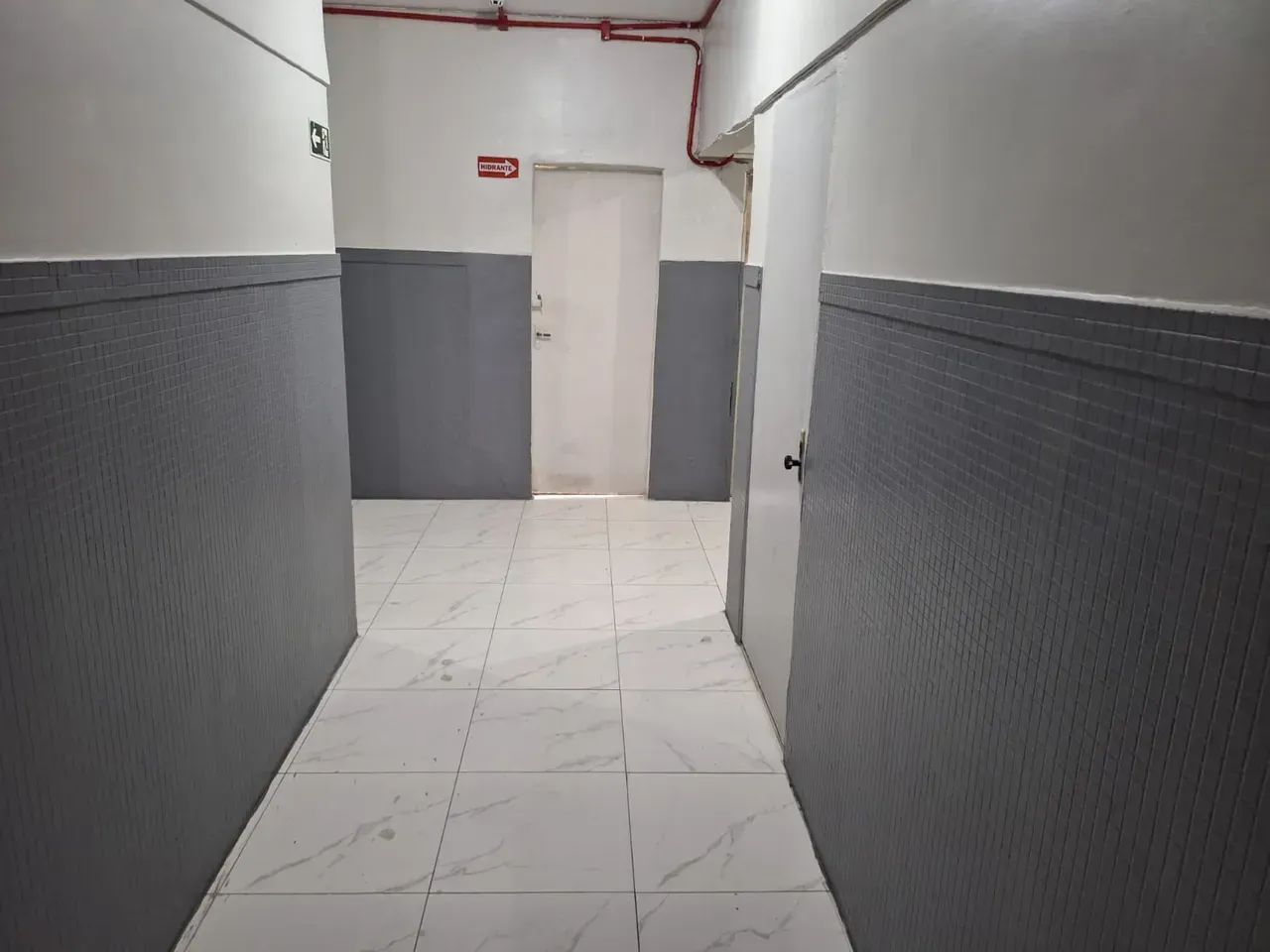 Alugo Sala no Es General Tiburcio, no Centro de Fortaleza - Foto 3