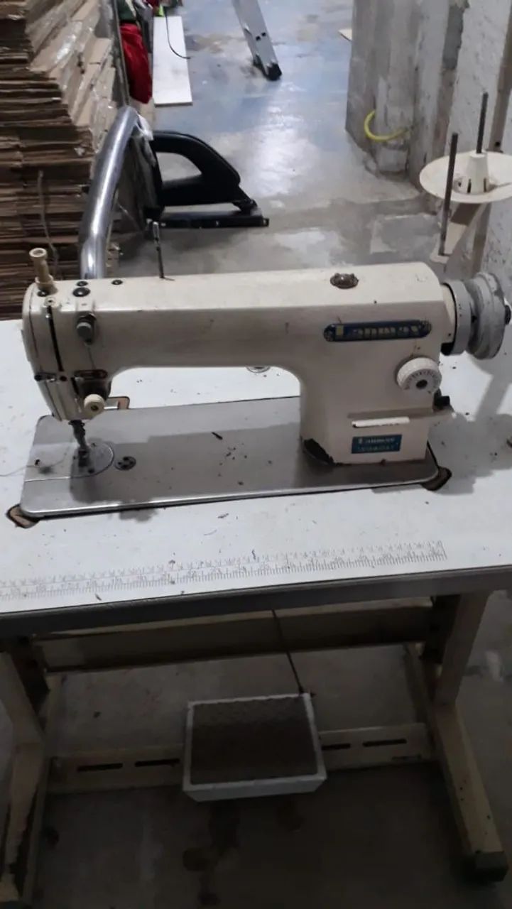 Maquina costura reta  - Foto 2