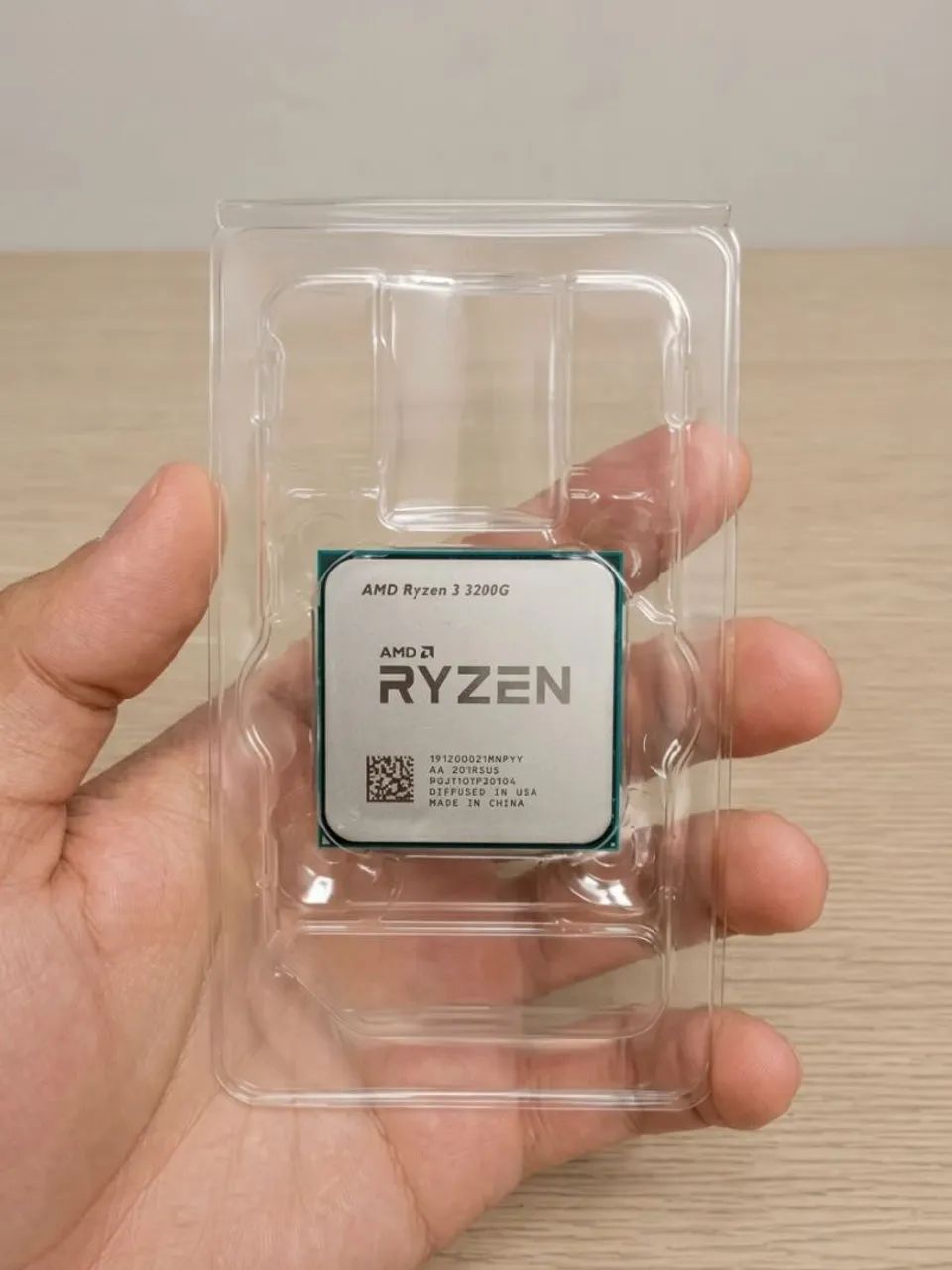 Processador Ryzen 3 3200g com Cooler Box