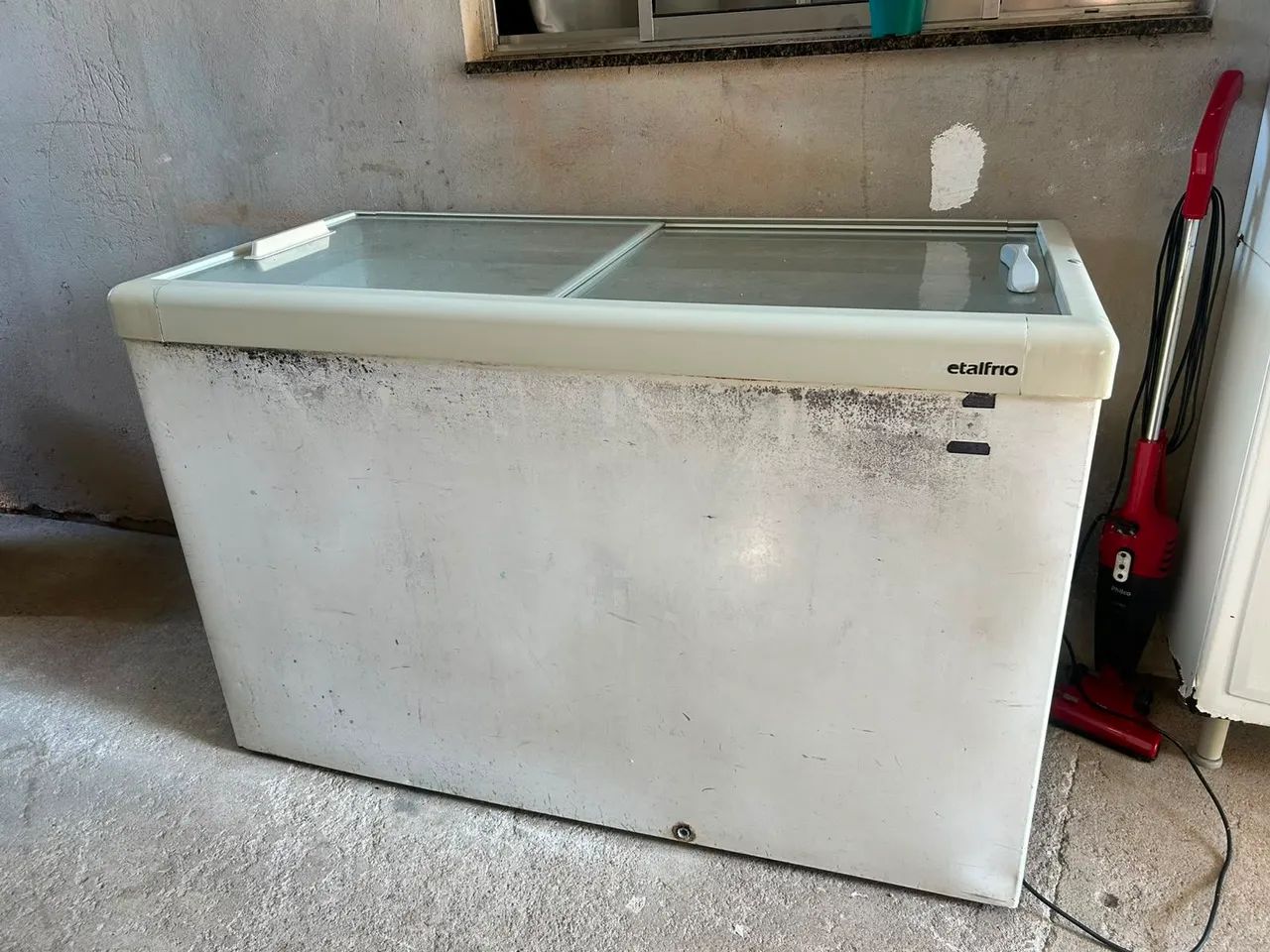 Freezer horizontal tampo de vidro - Foto 2