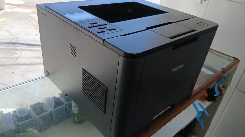 Impressora Laser Brother HL-5102DW - Foto 2