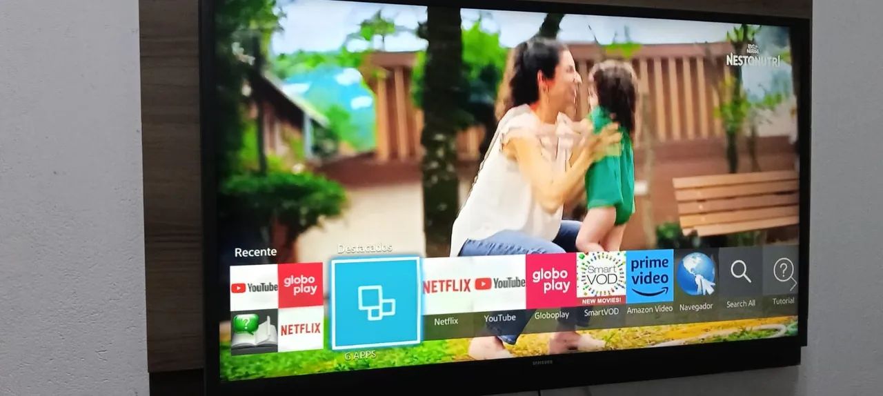 Vendo essa tv da marca Samsung de 40 polegadas SMART  - Foto 2
