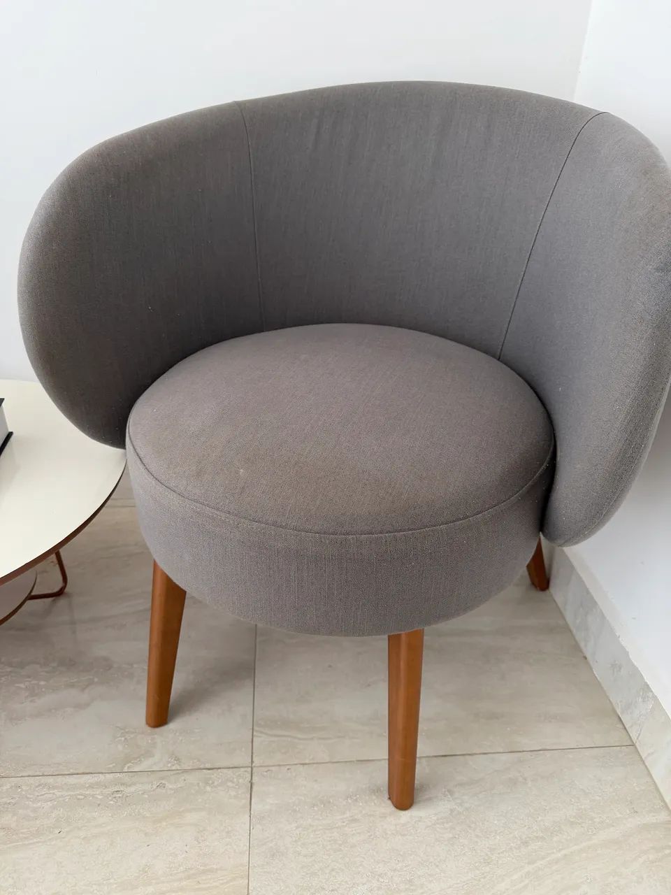 Poltronas Fixa Joli Pés Madeira Luxo - Foto 3