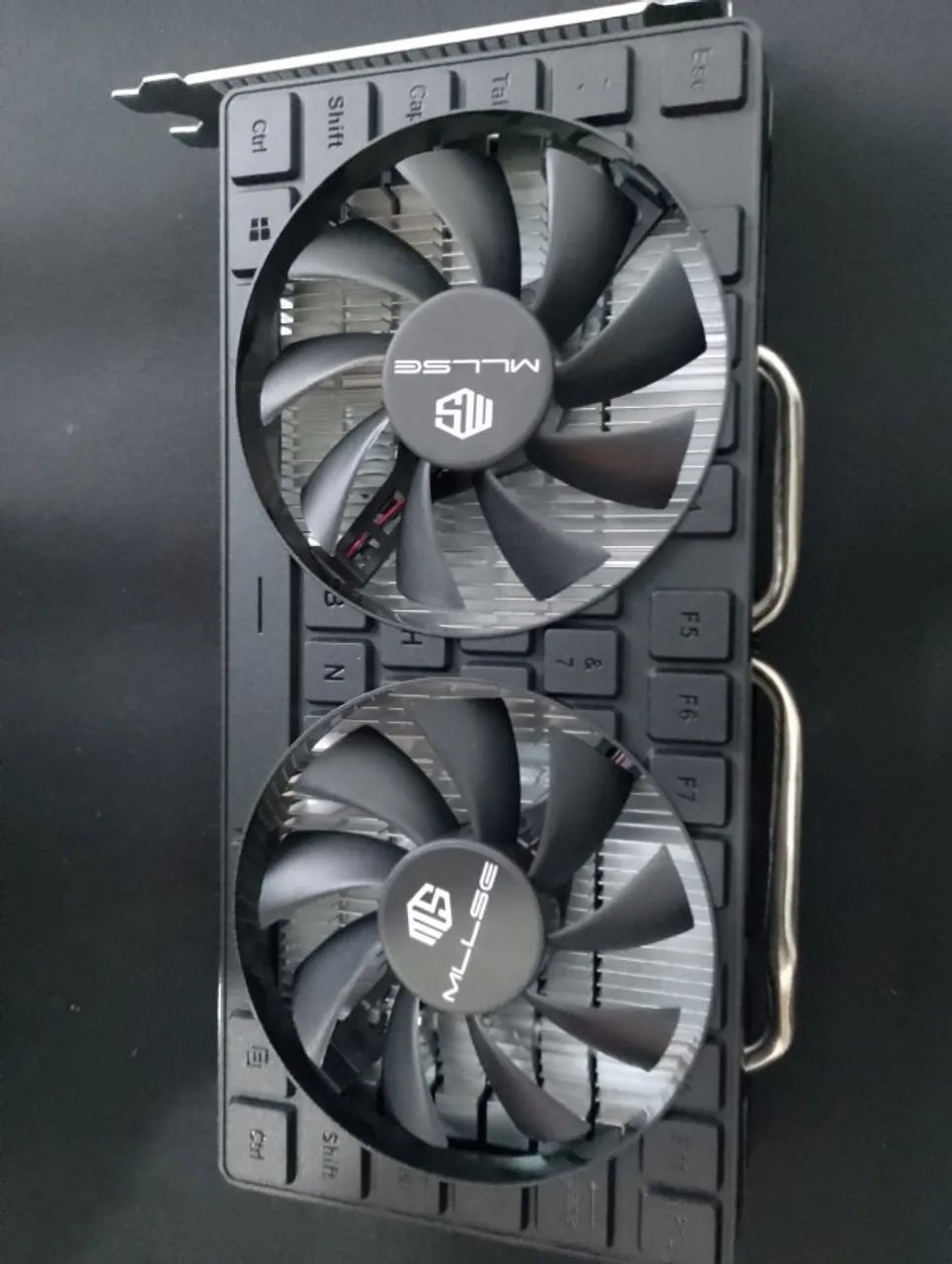Placa de video RX 580 8GB  - Foto 4