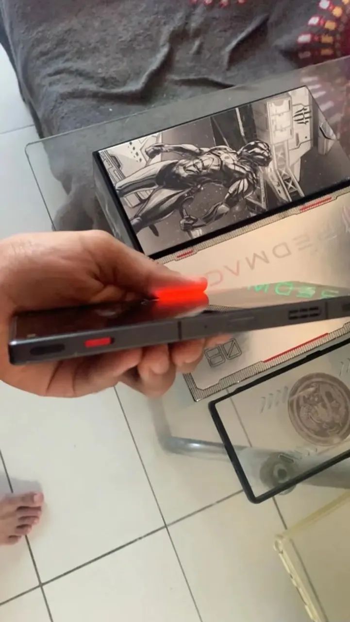 Vendo redmagic 8Pro  - Foto 3