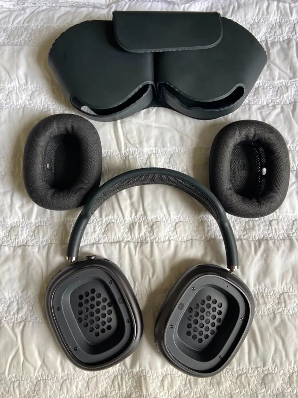 Airpods Max 1ª Geracao na cor cinza espacial - Fones de Ouvido