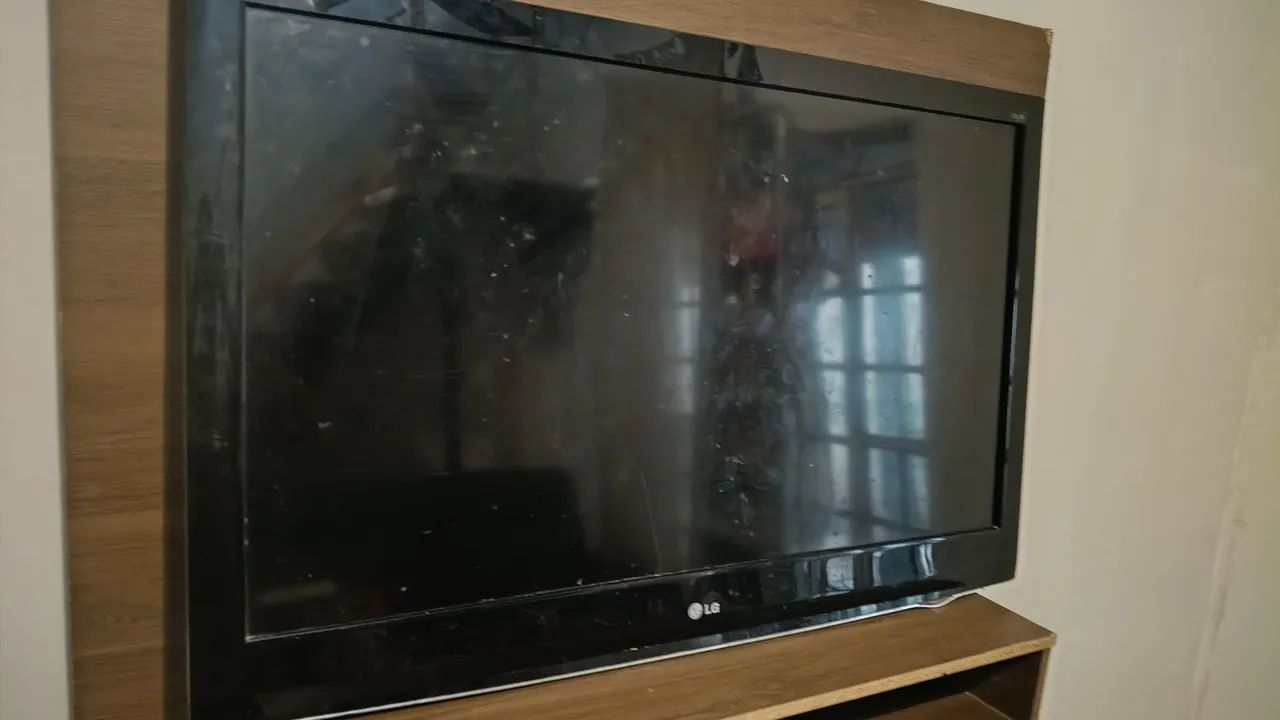 Televisão 43 Polegadas + Roku TV