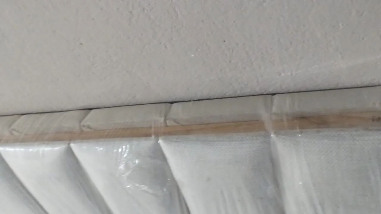 2 Cabeceira cama solteirão fixa parede tokstok  - Foto 2