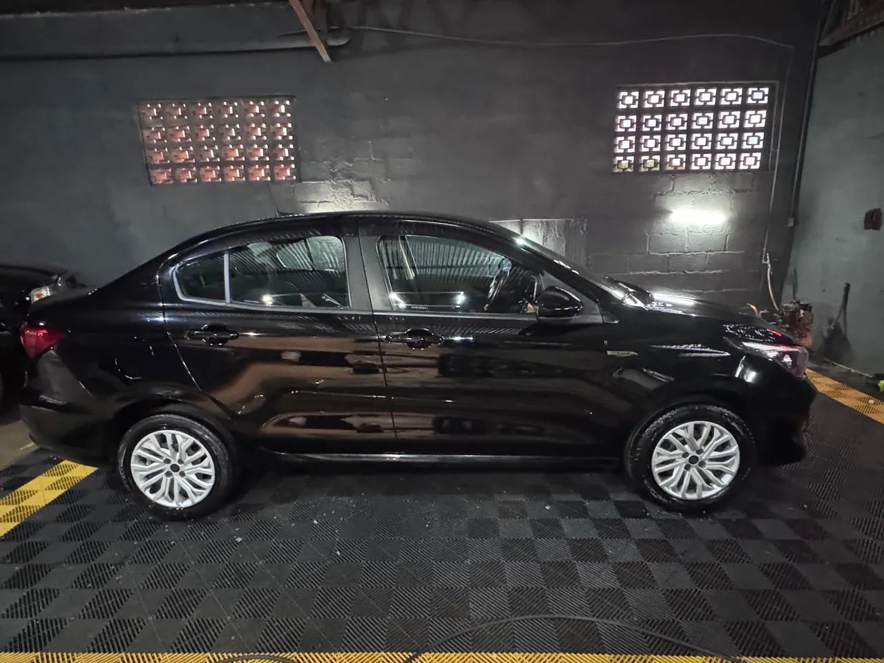 Fiat Cronos Drive 1.3 8V Flex 2019 - Foto 3