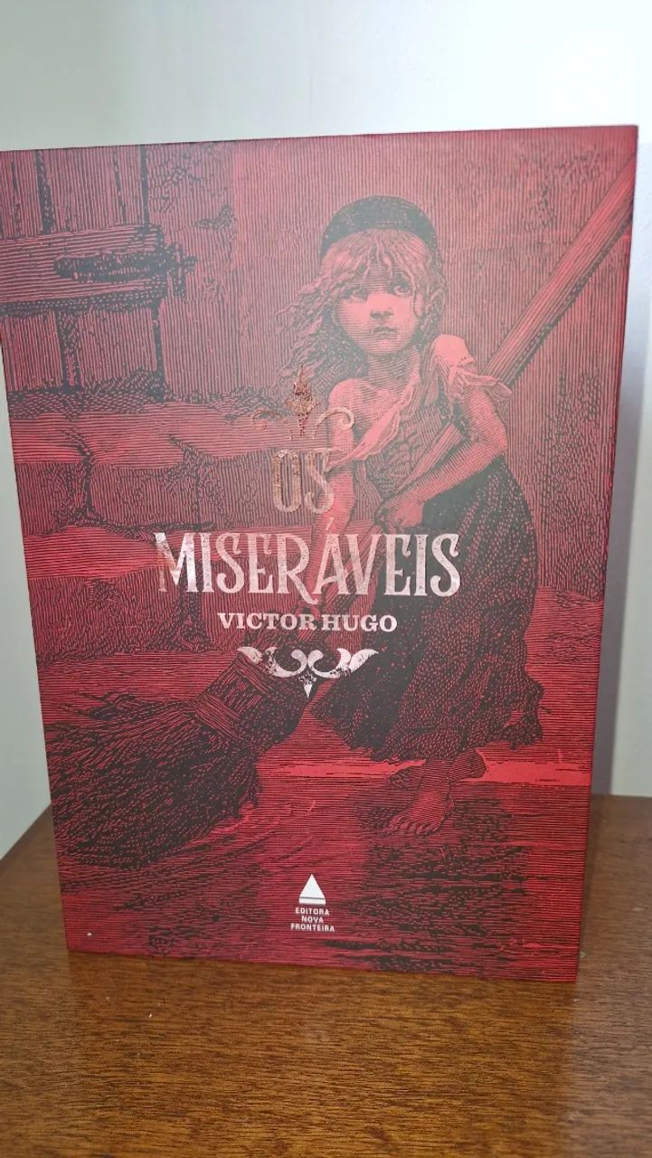 BOX Os Miseráveis - Victor Hugo - Exclusivo Amazon