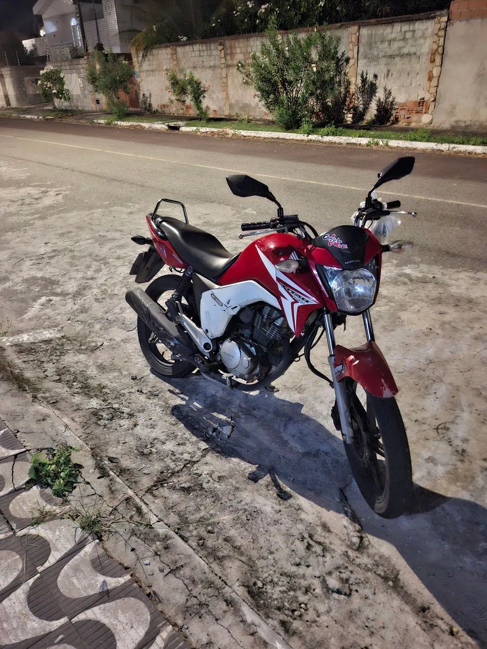 Vendo Honda Titan 150 ex 2015  - Foto 2
