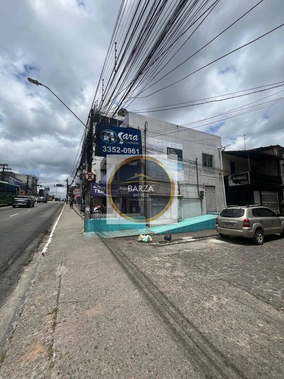 BARZA IMÓVEIS - Sala Comercial no Centro de Camaragibe