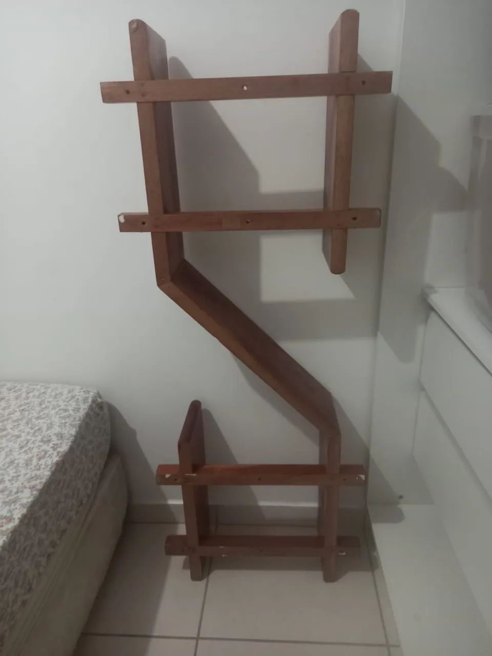 Estante de madeira - Foto 4