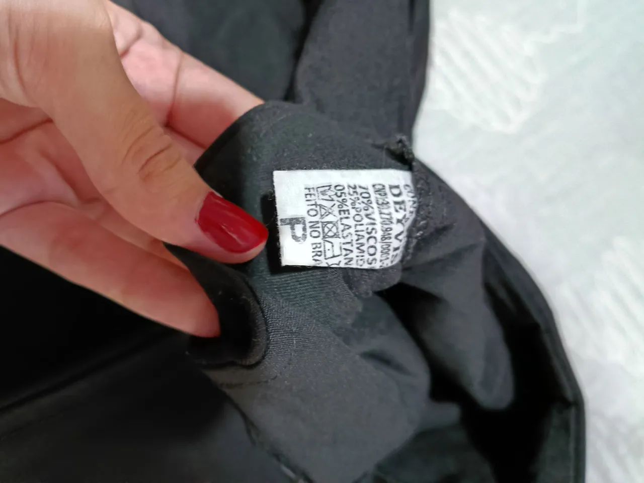Saia preta - Foto 4