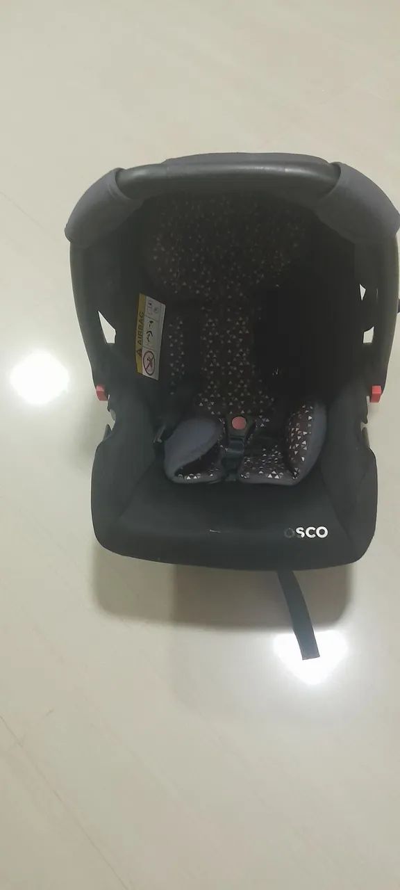 Infant car seat. 65704323012226121