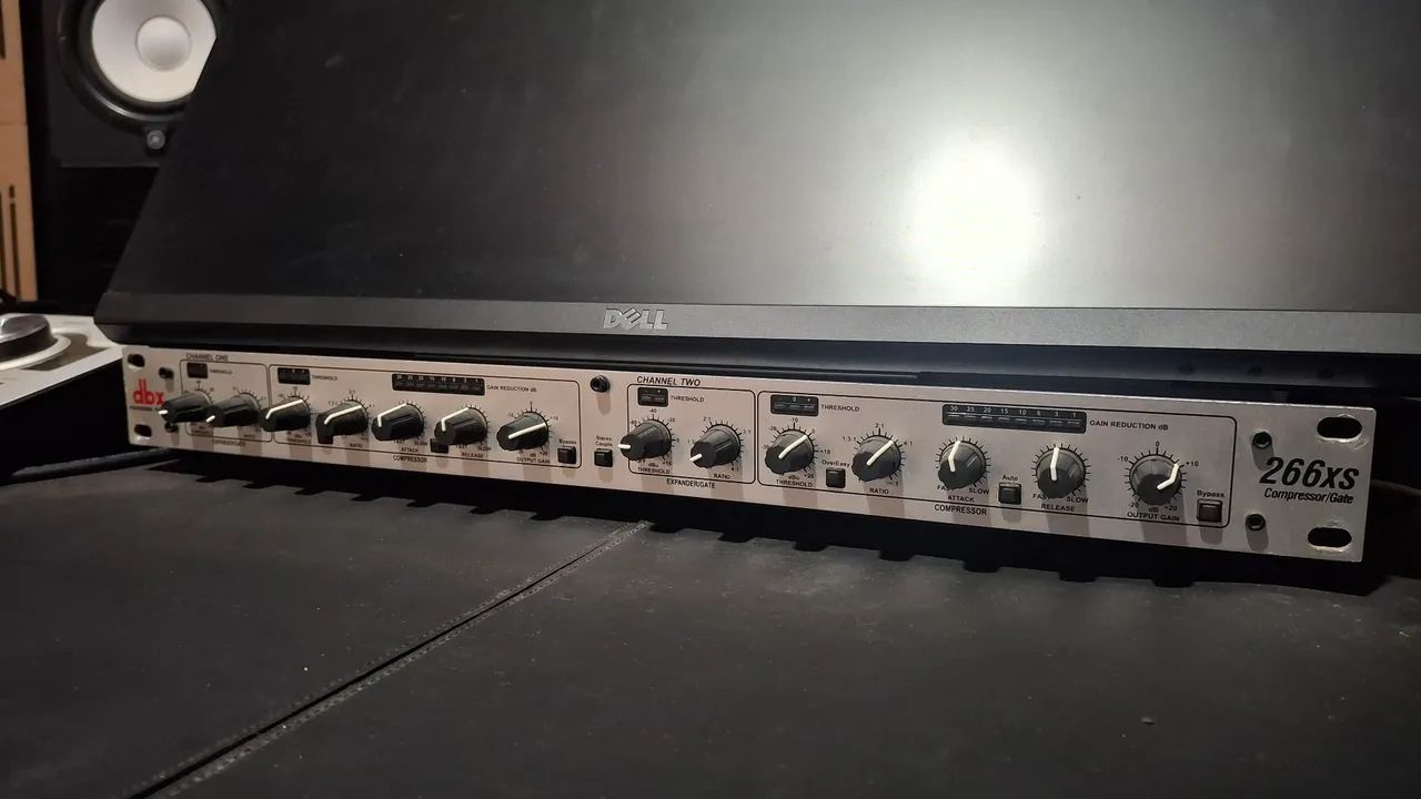 Compressor/limiter dbx 266xs - Usado - Foto 2
