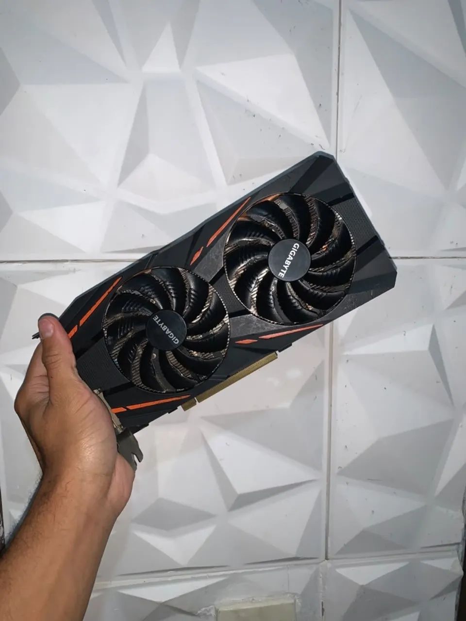 Placa de vidio RX570 - 4gb gigabyte