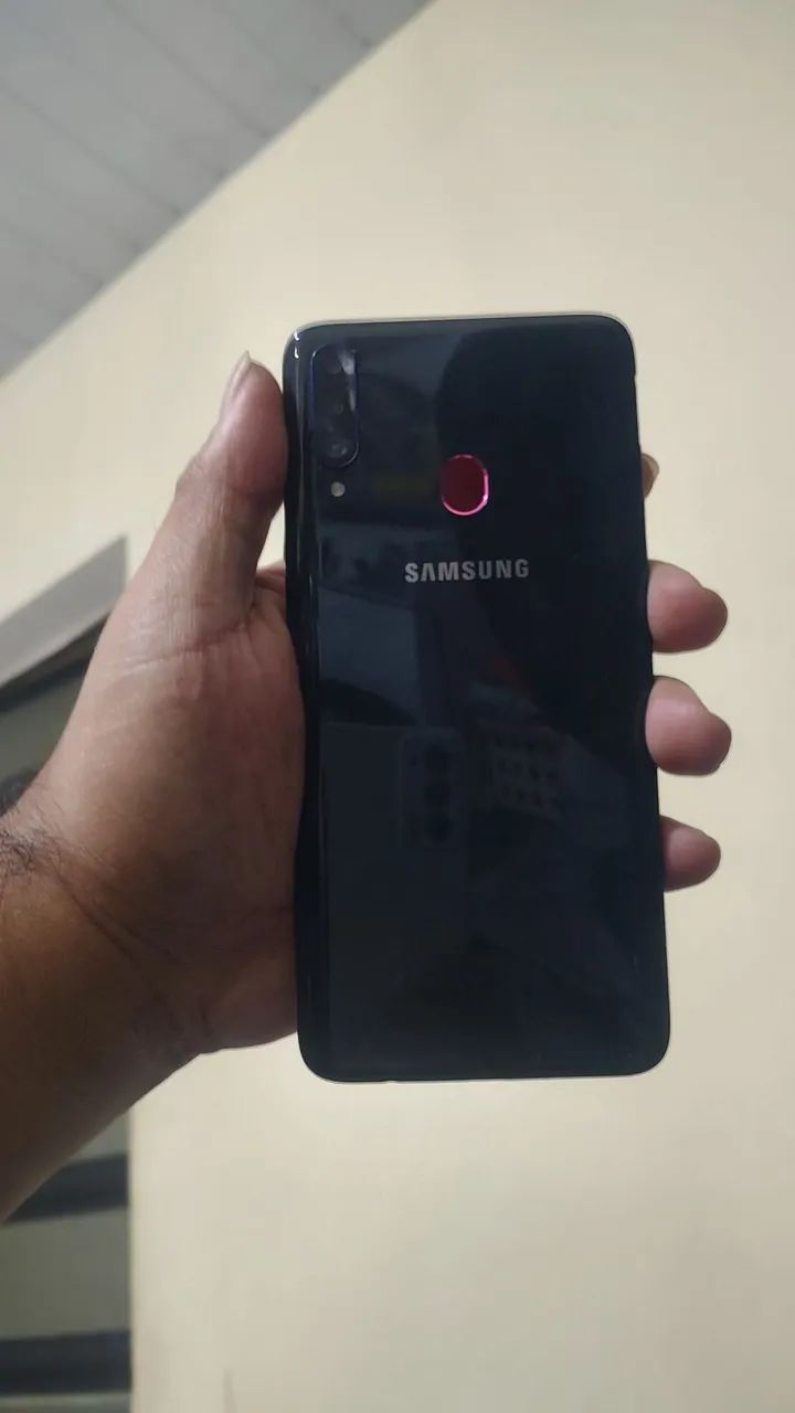 Celular Samsung a20s - Foto 2
