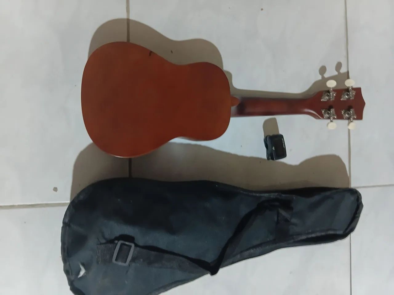 Ukulele soprano seven 150,00 - Foto 2