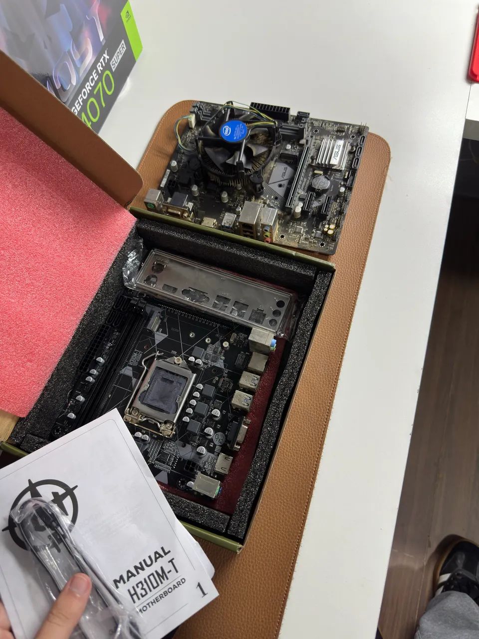 Com Defeito H310M R$200 leva as 2 - Foto 3