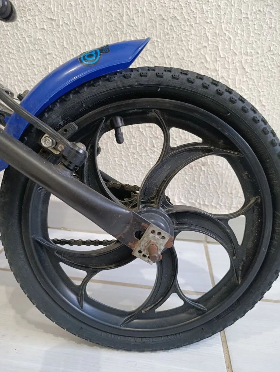 Bicicleta infantil aro 12 - Foto 5