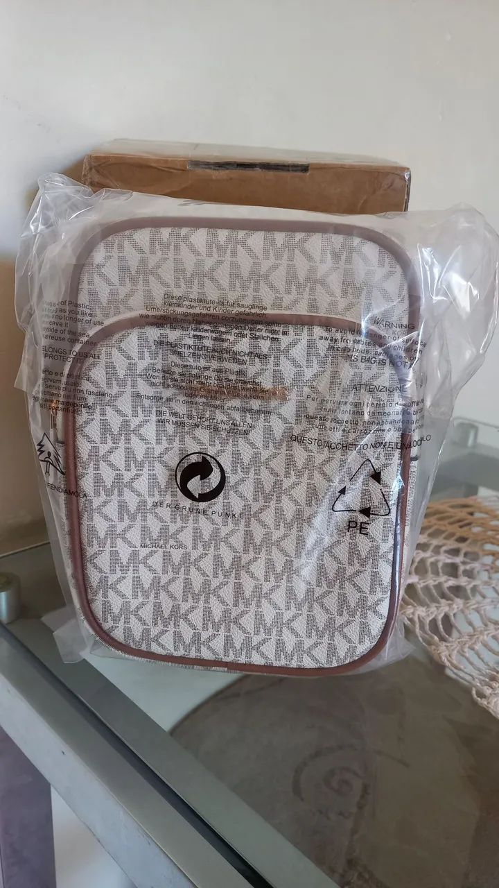 Bolsa michael kors monograma  - Foto 4