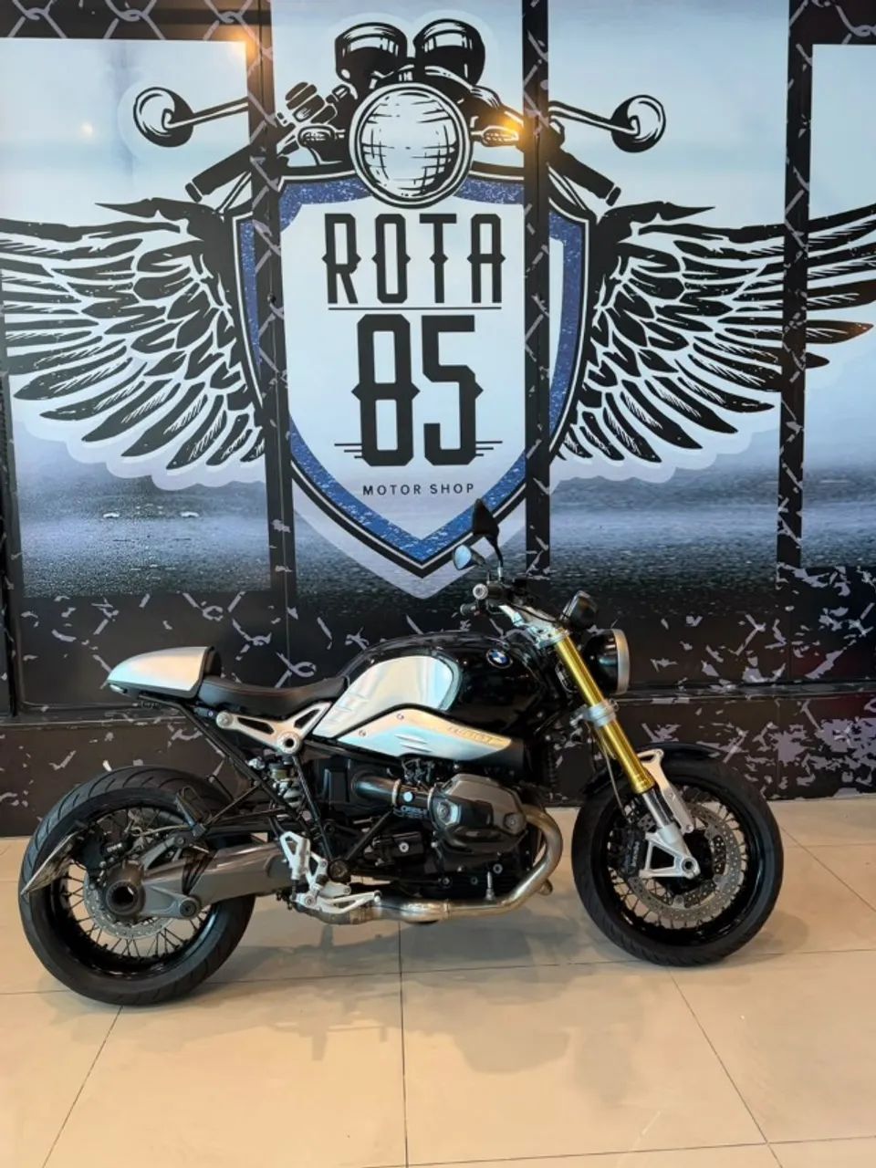 BMW NINE T