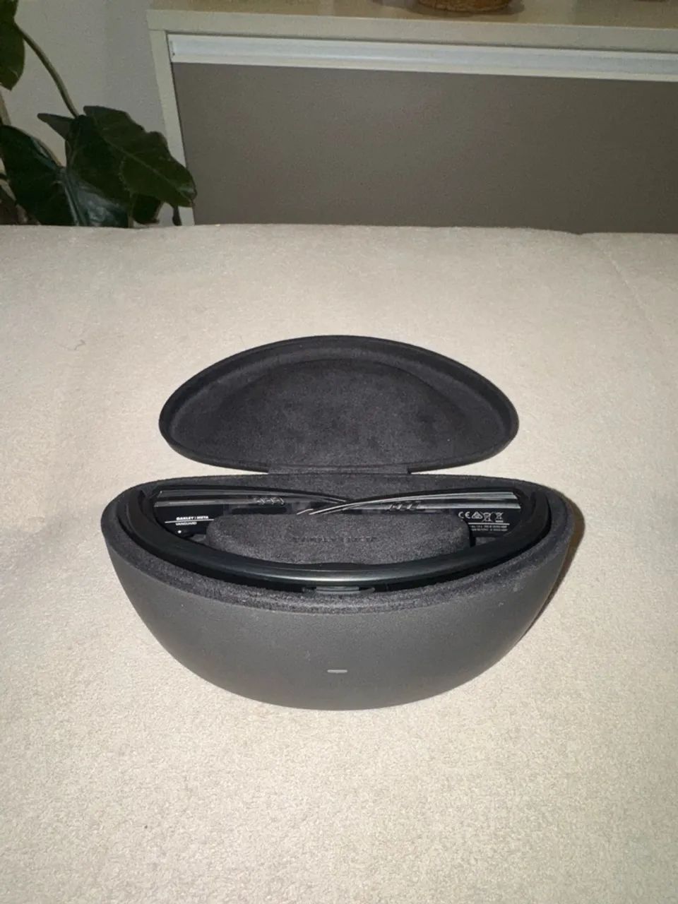 Oakley Meta Vanguard