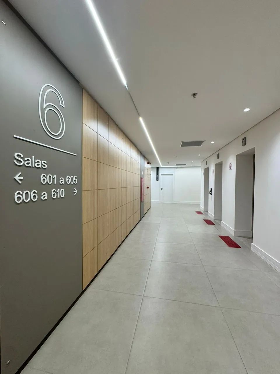Locação - Sala Comercial em Centro Médico no Jardim Italia em Maringá - Foto 4