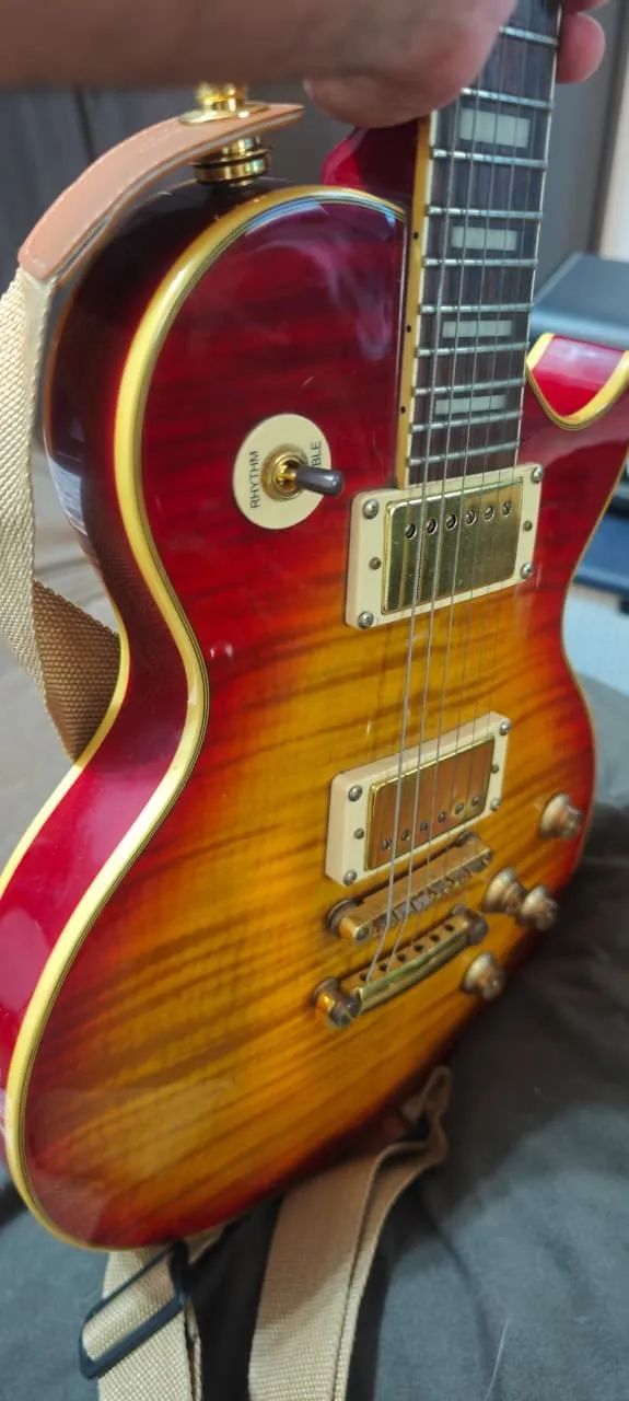 Guitarra Les Paul Golden - Foto 4
