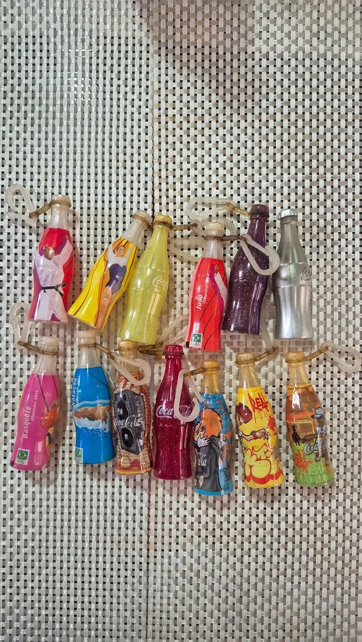 Coleção chaveiros Coca-Cola