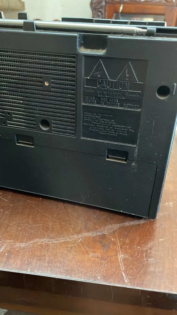 Radio Panassonic antigo - RX1494W C/ problemas - Foto 3