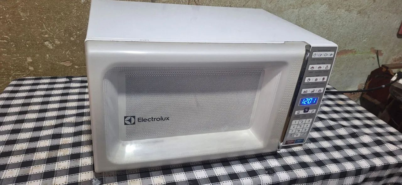 Microondas electrolux 34L - Foto 4