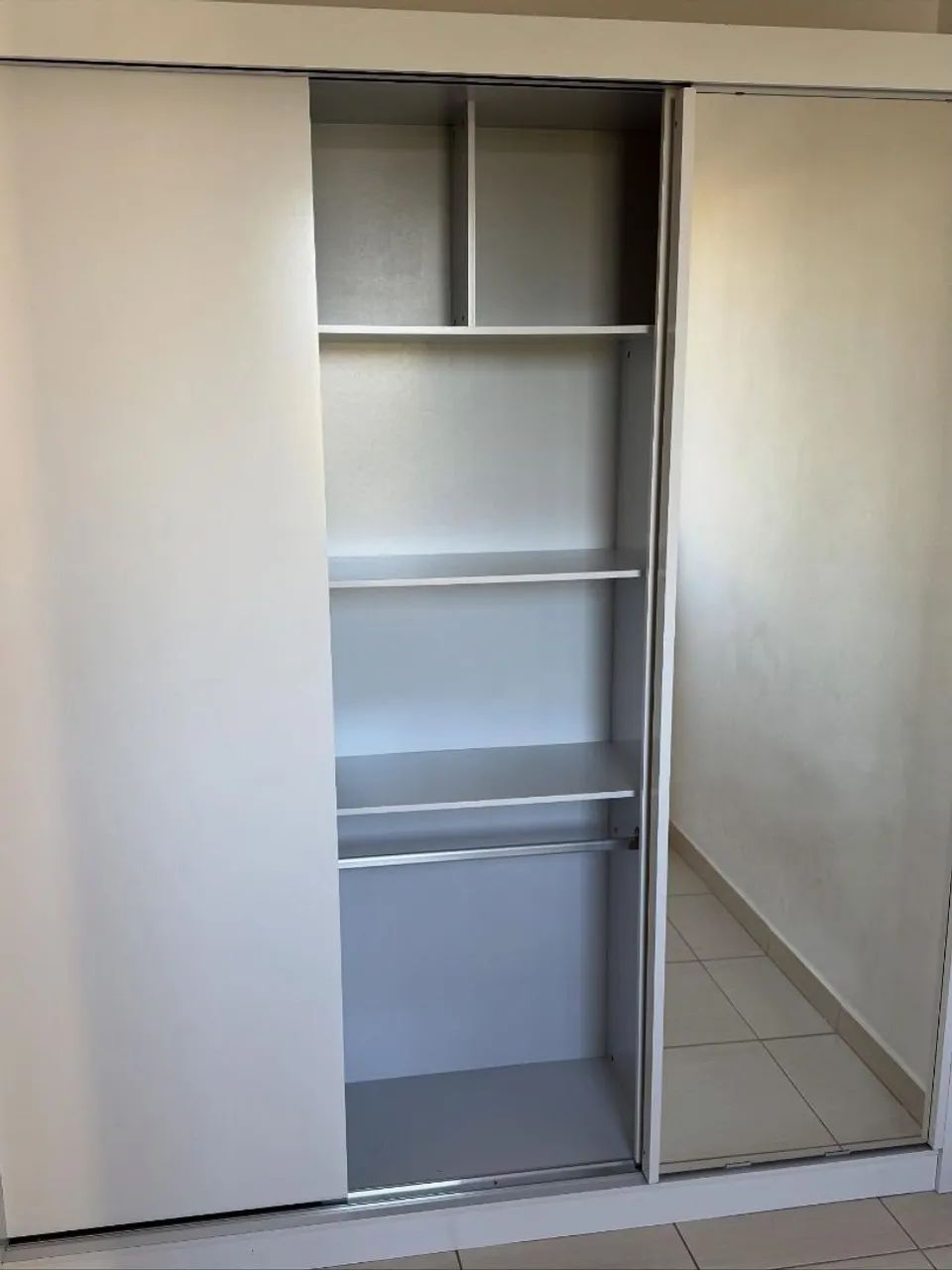 Guarda-Roupa Roupeiro  - Foto 4