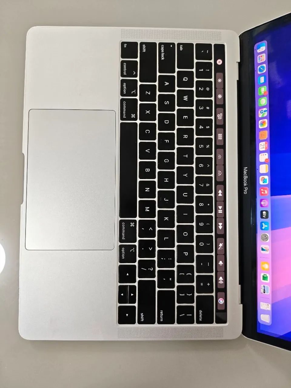 MacBook Pro 2019 Intel i5 8gb ram - Foto 3