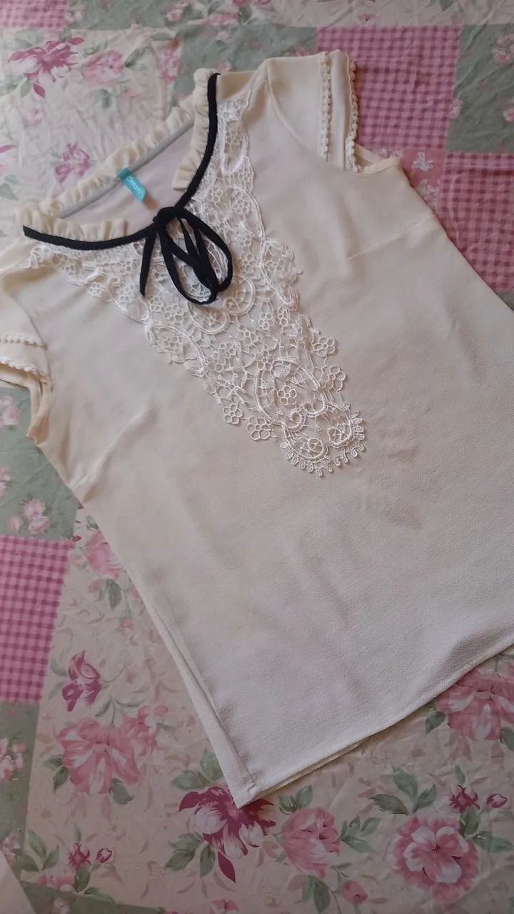 Blusa com renda - Foto 3