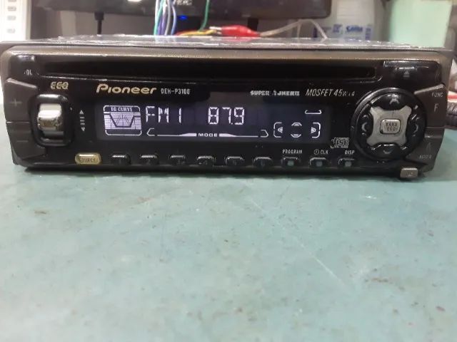 Radio Pioneer DEH-P3100 com Bluetooth no Auxiliar