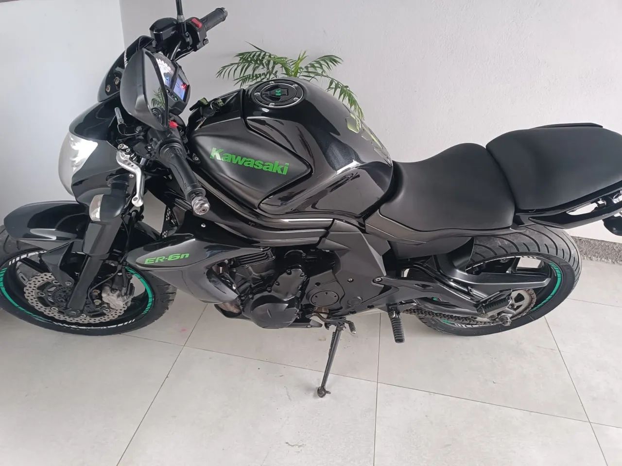 Vendo moto  leia anúncio 