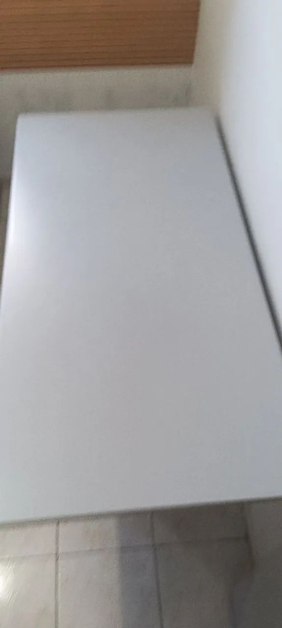 Mesa de madeira para escritório. - Foto 2