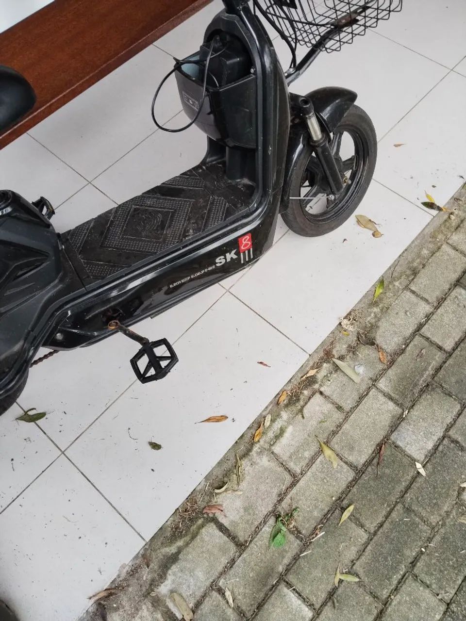 Scooter eletrônica gincim seminova. - Foto 3