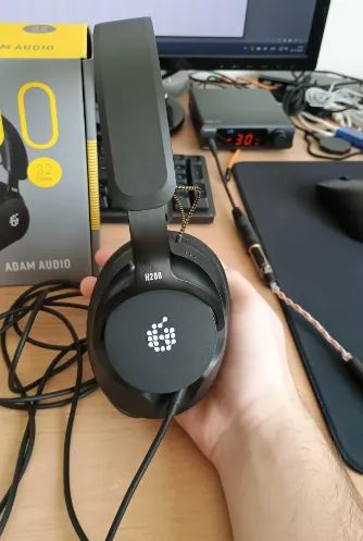 Fone Adam H200 de Referência 