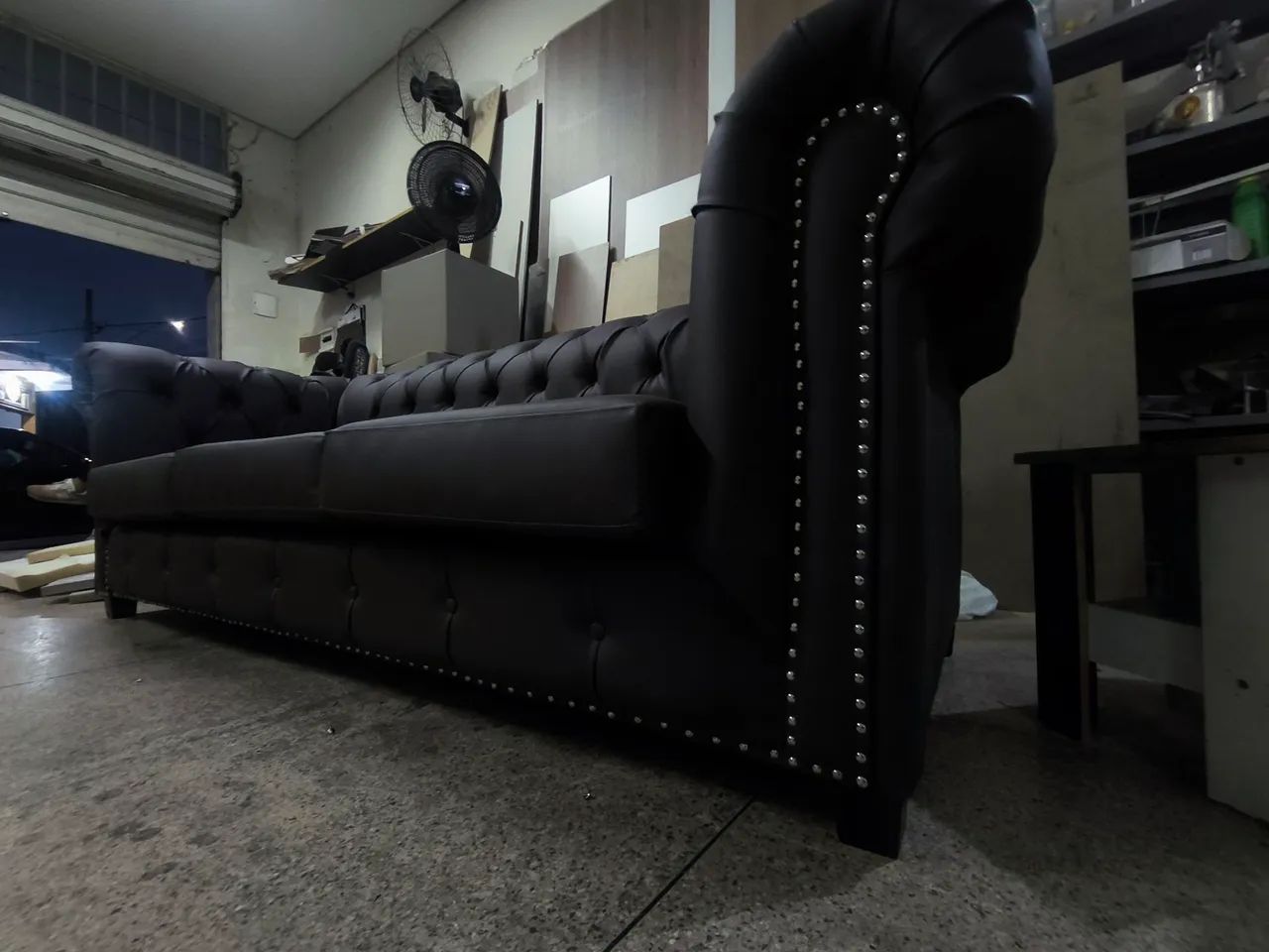 Chesterfield 3 lugares pronta entrega  - Foto 3