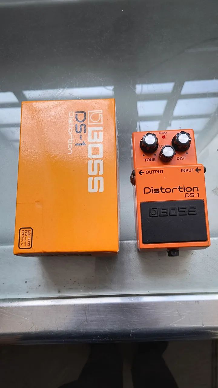 Pedal Boss distortion Ds1 - Foto 4