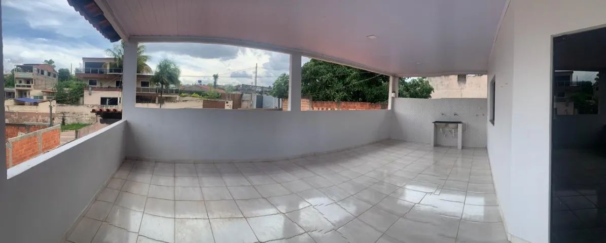 Apartamento 2 quartos ( Parte de cima de um sobrado.)