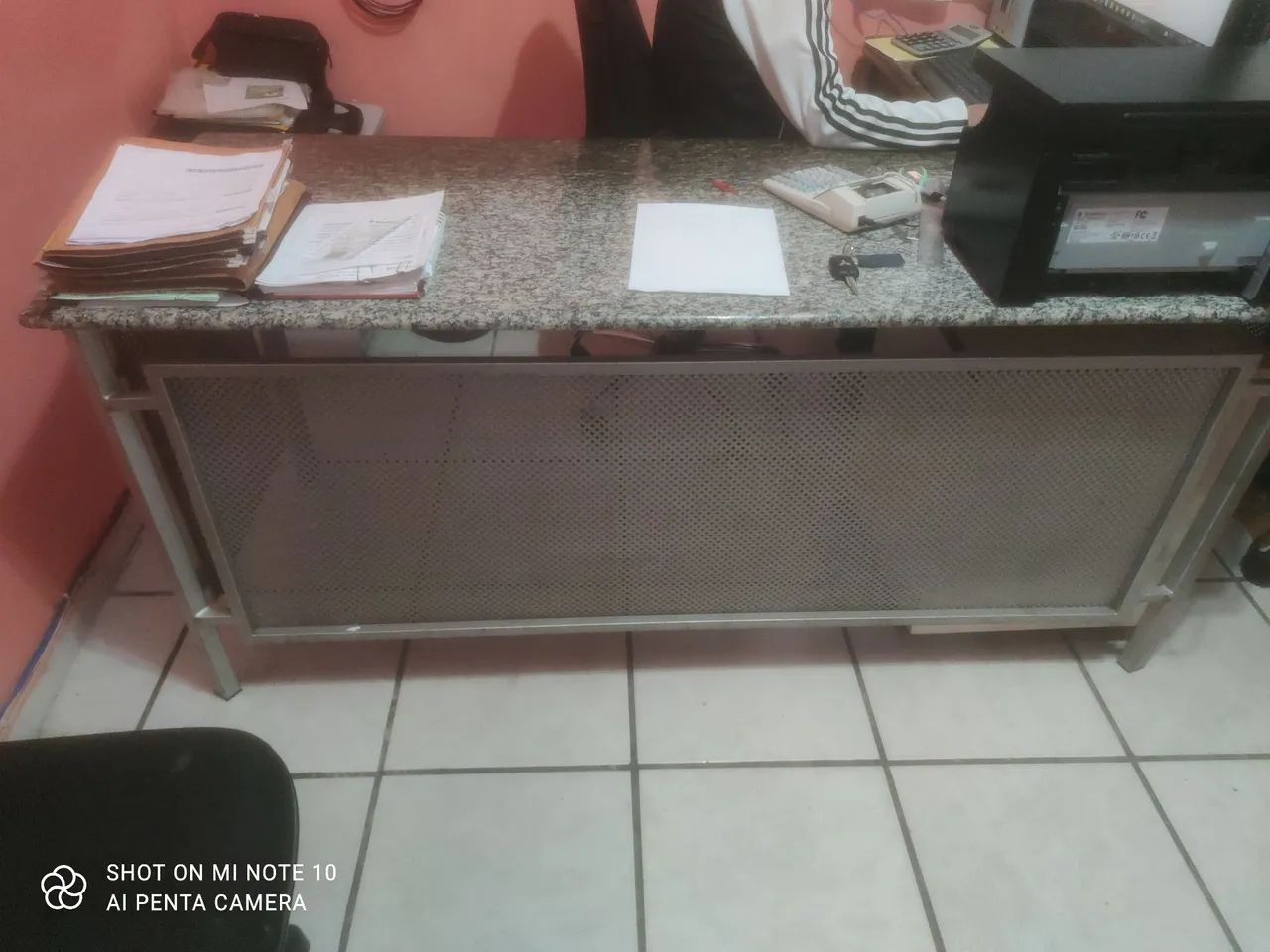 Mesas de escritório e estante  - Foto 3